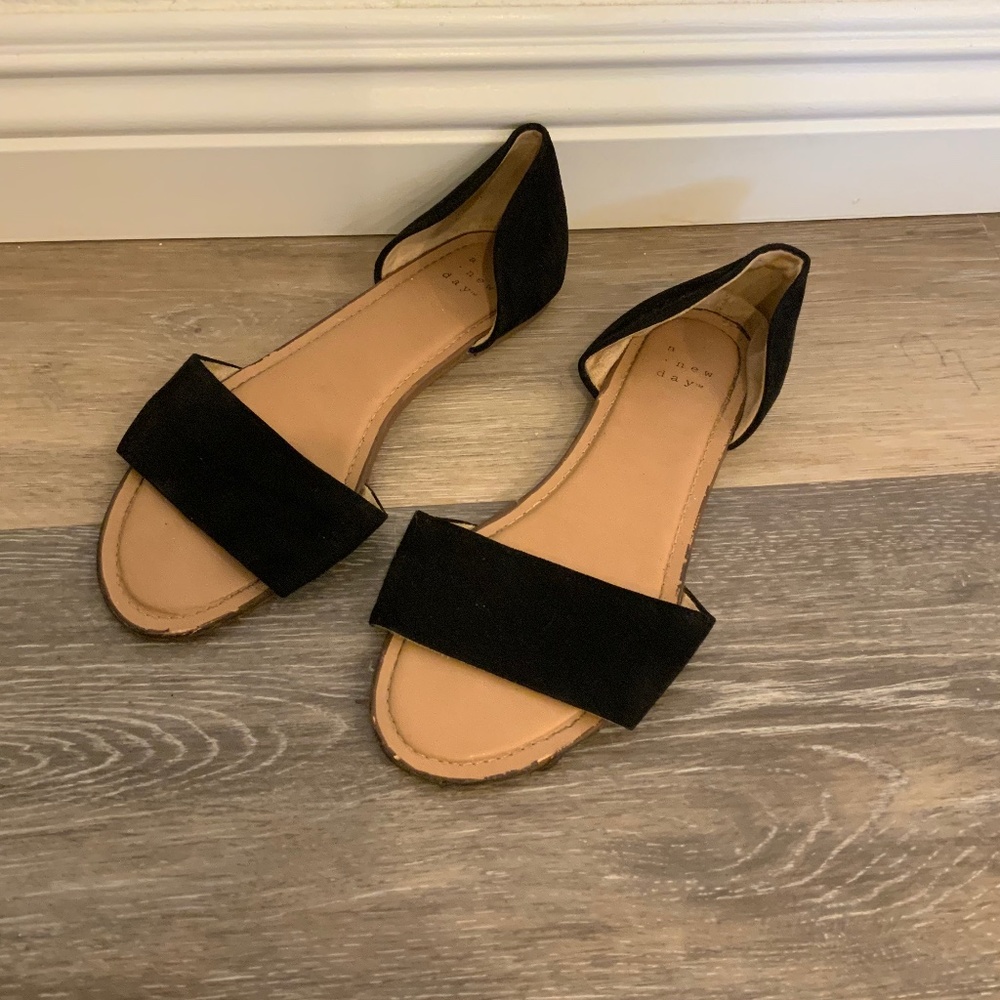 Universal Thread Black Open Toe Flats